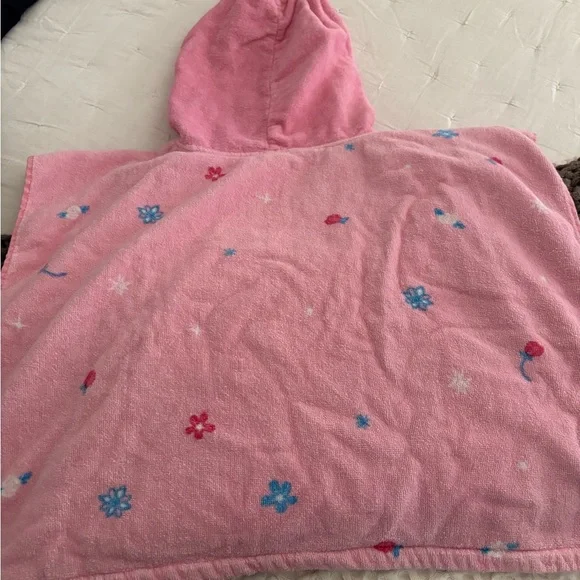 Pink Princess Hooded Towel - Picture 3 of 3